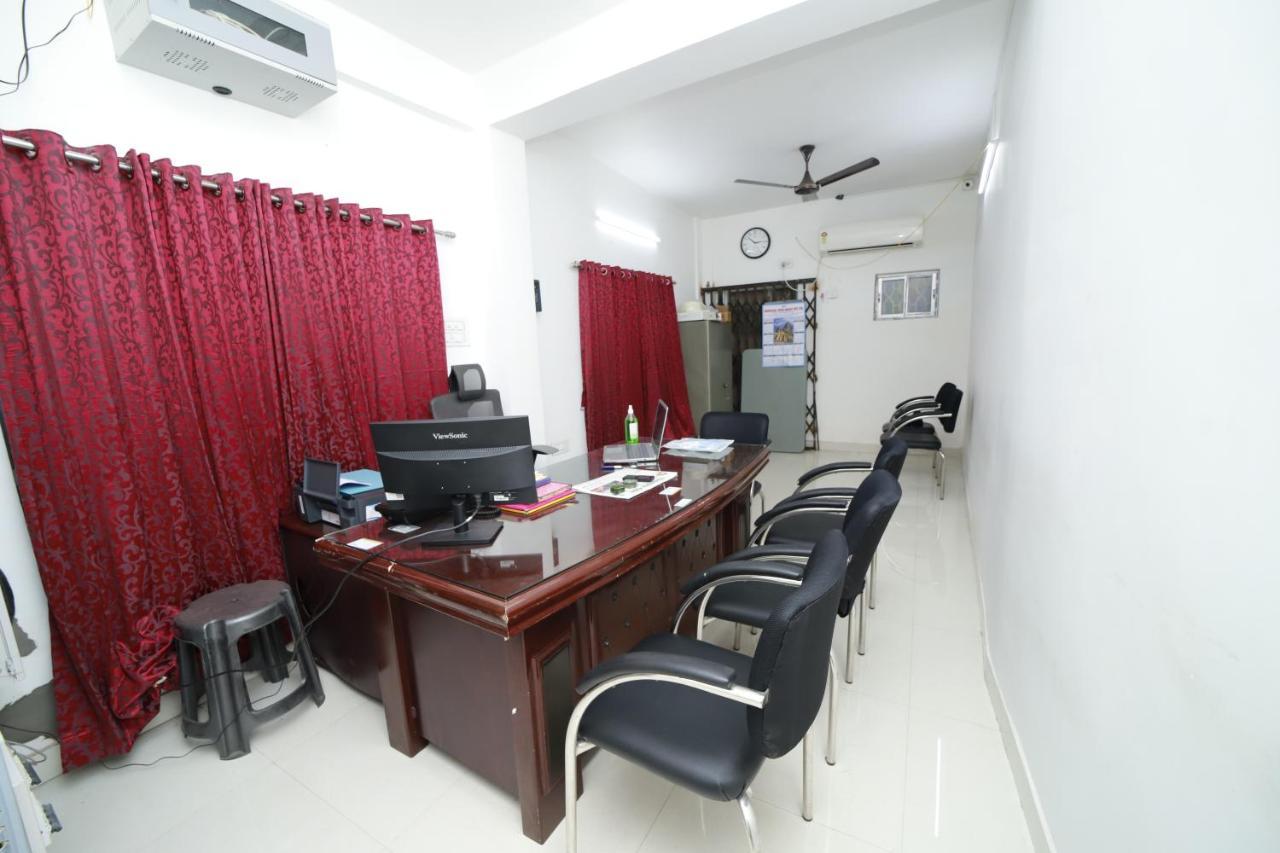 Rishika Guest House And Banquet 加尔各答 外观 照片